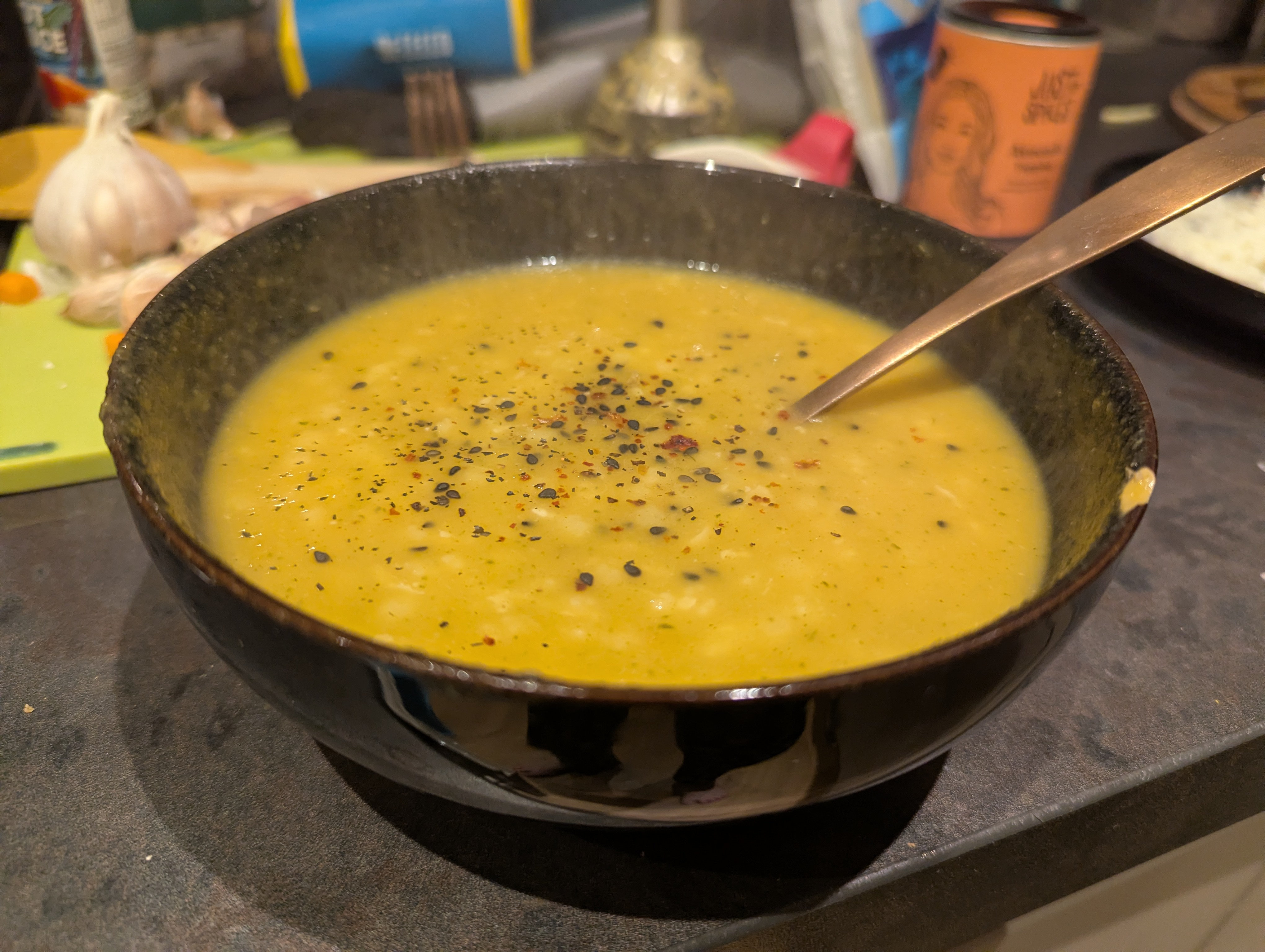 The finished pastina soup